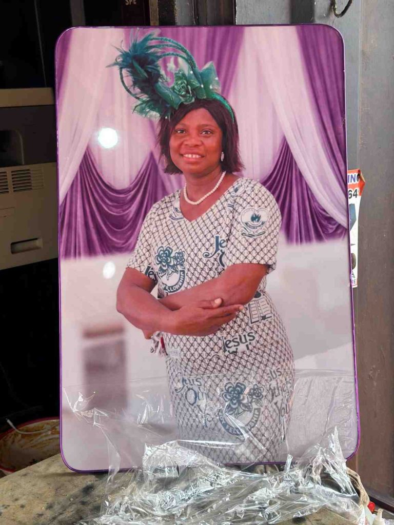 Discover how I made GHS 2,000 in just two days through picture framing during Mother’s Day. Learn the business lessons, marketing strategies, and motivation behind my side hustle journey.